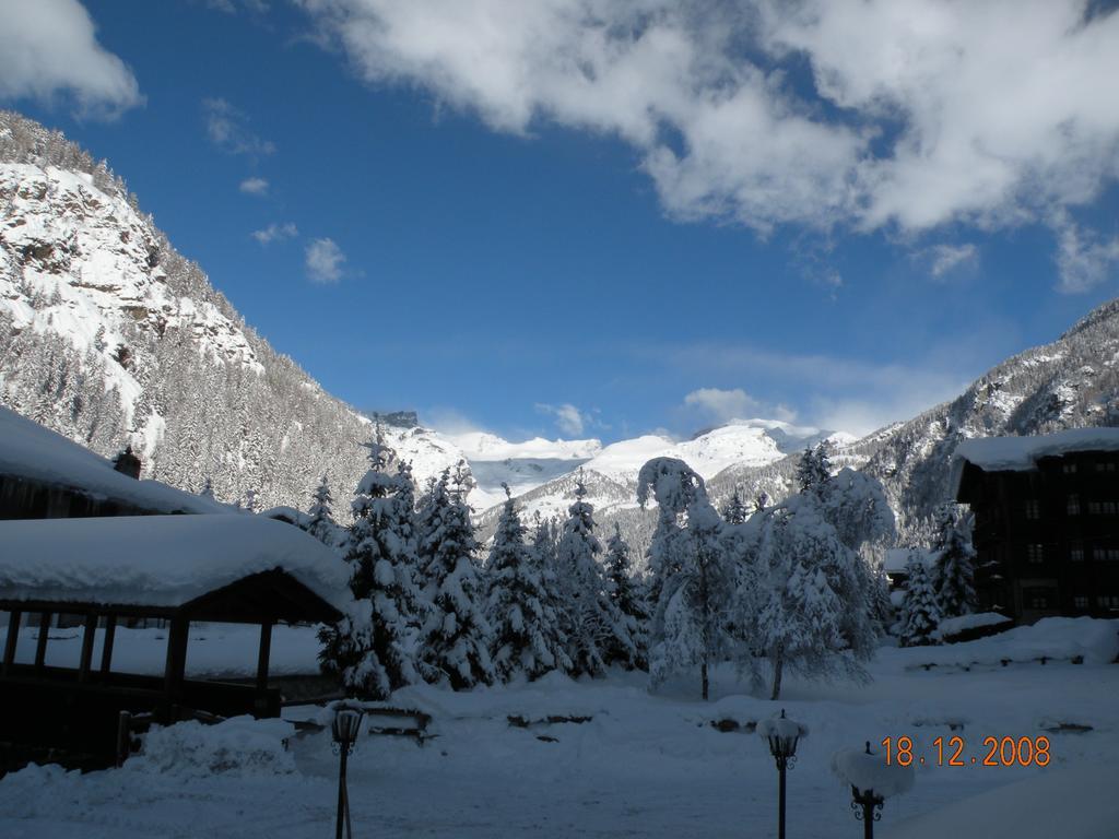 Hotel Bellevue Champoluc Exterior foto